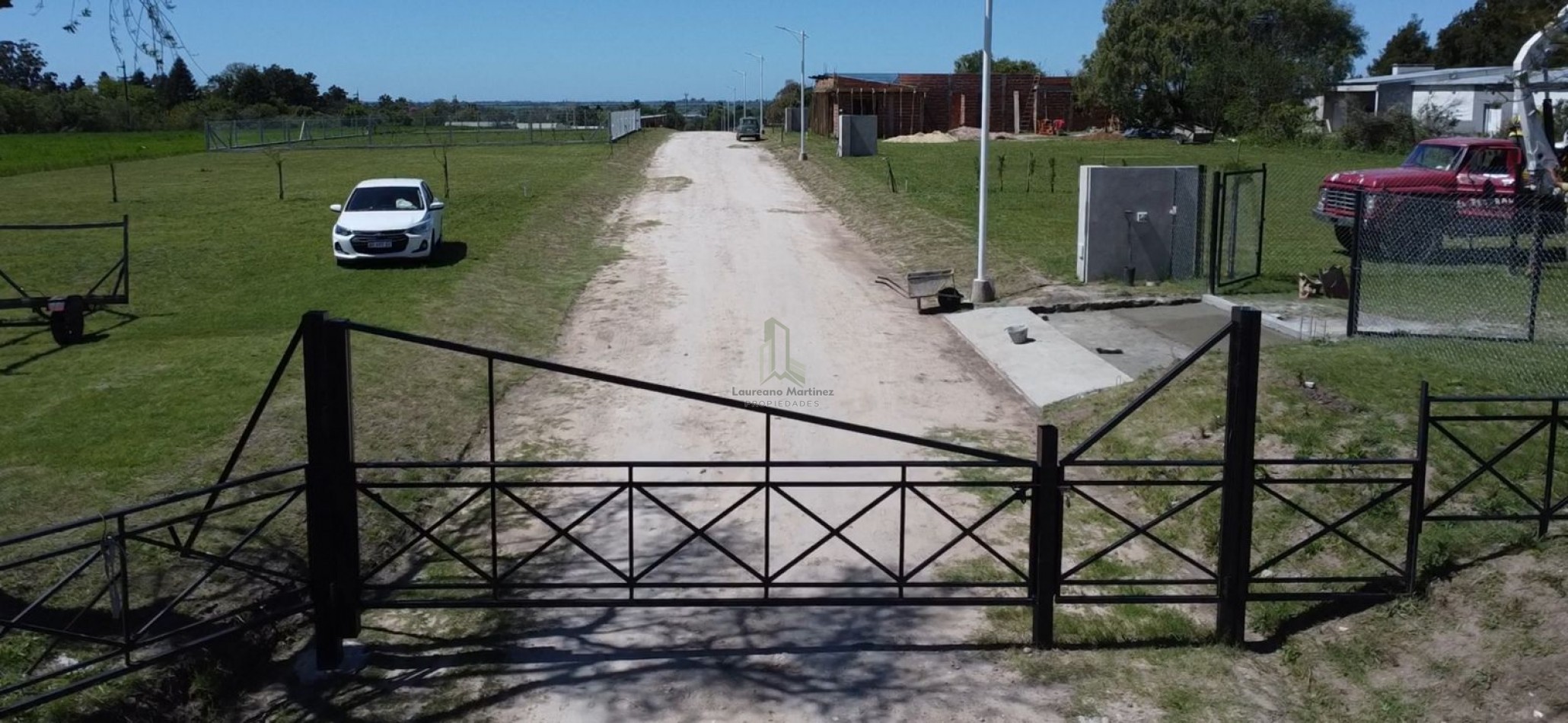 Lotes en barrio cerrado Acceso Norte Calle Borges